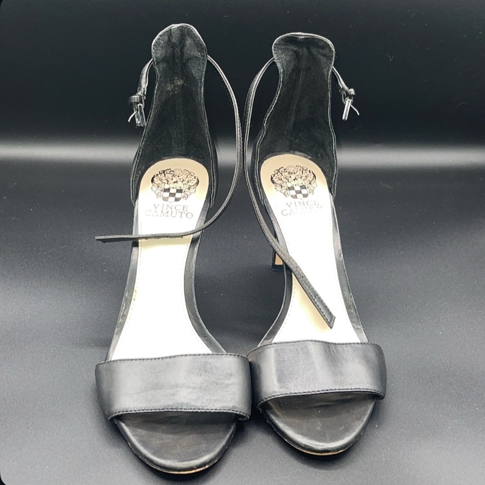 Vince Camuto Black Heels Sleek Design
